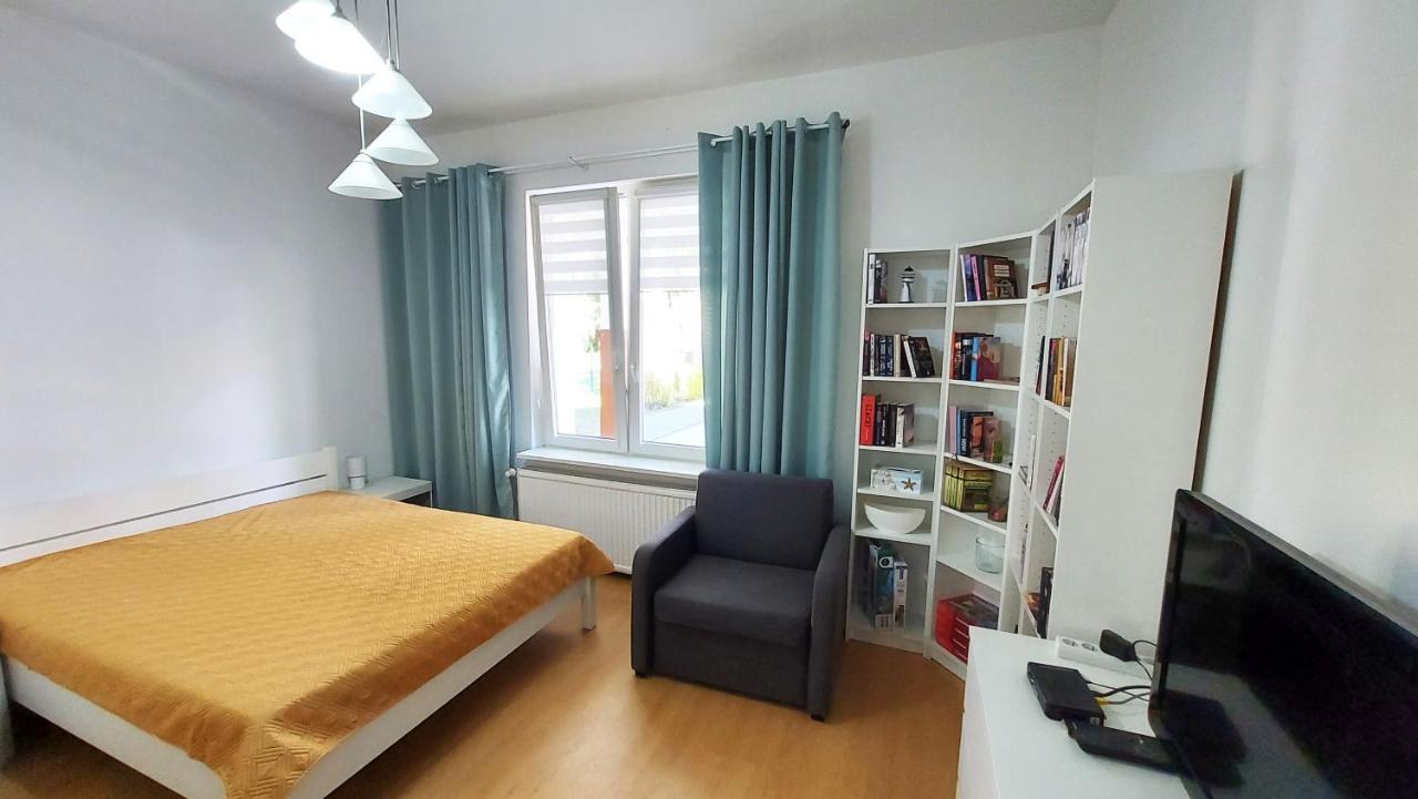 Apartament Blisko Morza Kolobrzeg-Podczele Apartment Exterior foto